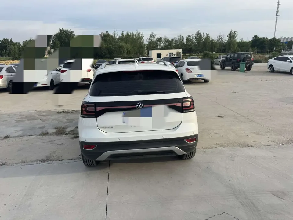 Volkswagen Explore the shadows 1.5L Automatic Joy-Link Edition 2022 — миниатюра 2