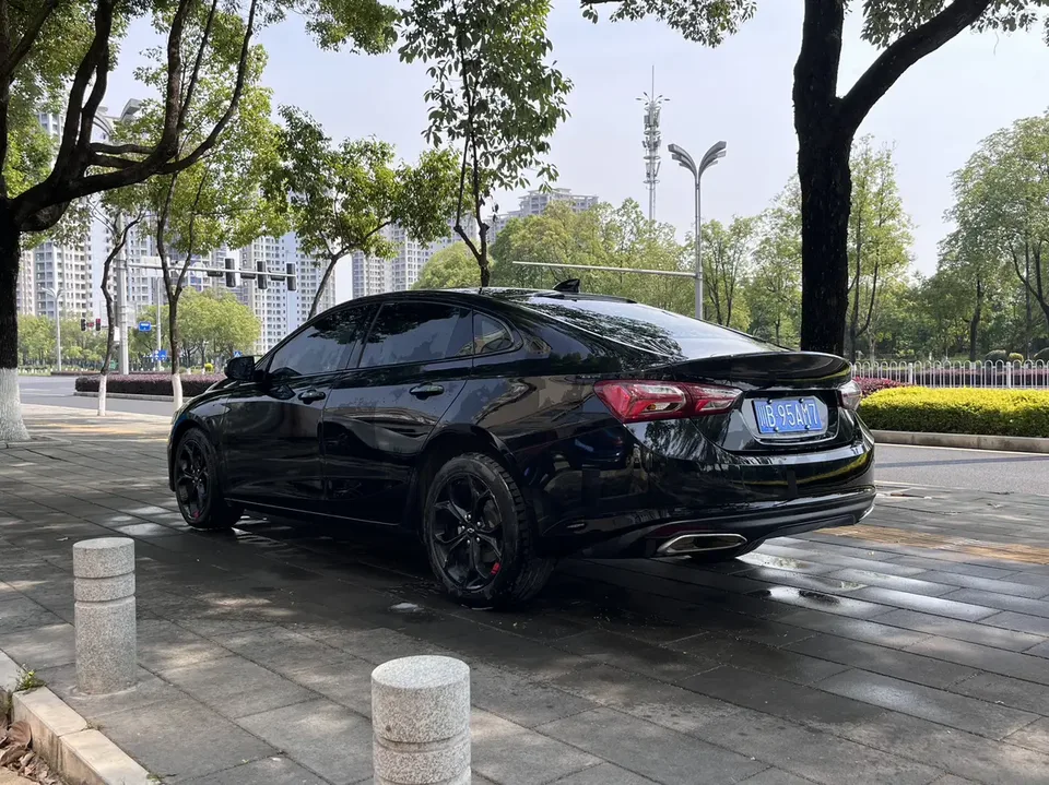 Chevrolet Malibu Xl Malibu XL 2022 Redline 550T Automatic Sharp Edition 2022 — миниатюра 4