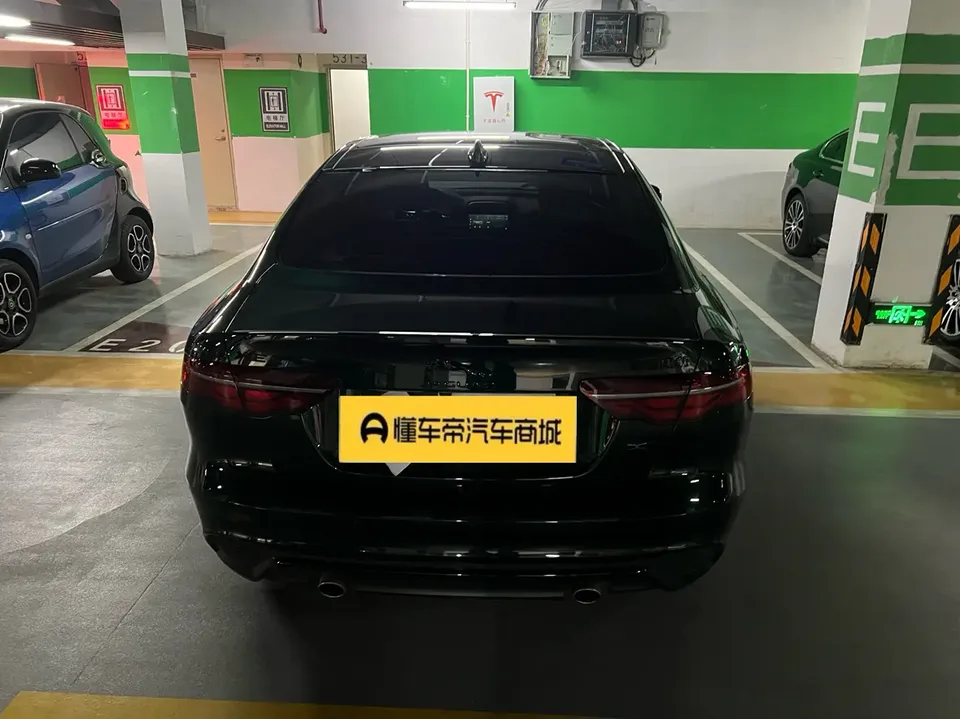 Jaguar XEL 2.0T 250PS R-DYNAMIC 90th Anniversary Collector's Edition 2025 — миниатюра 2