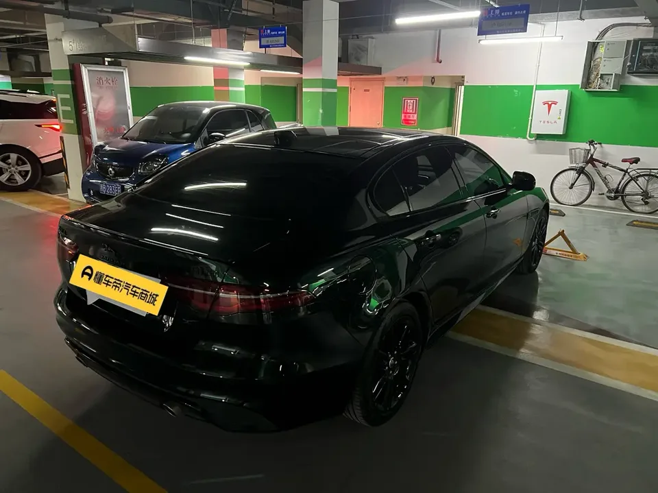 Jaguar XEL 2.0T 250PS R-DYNAMIC 90th Anniversary Collector's Edition 2025 — миниатюра 4