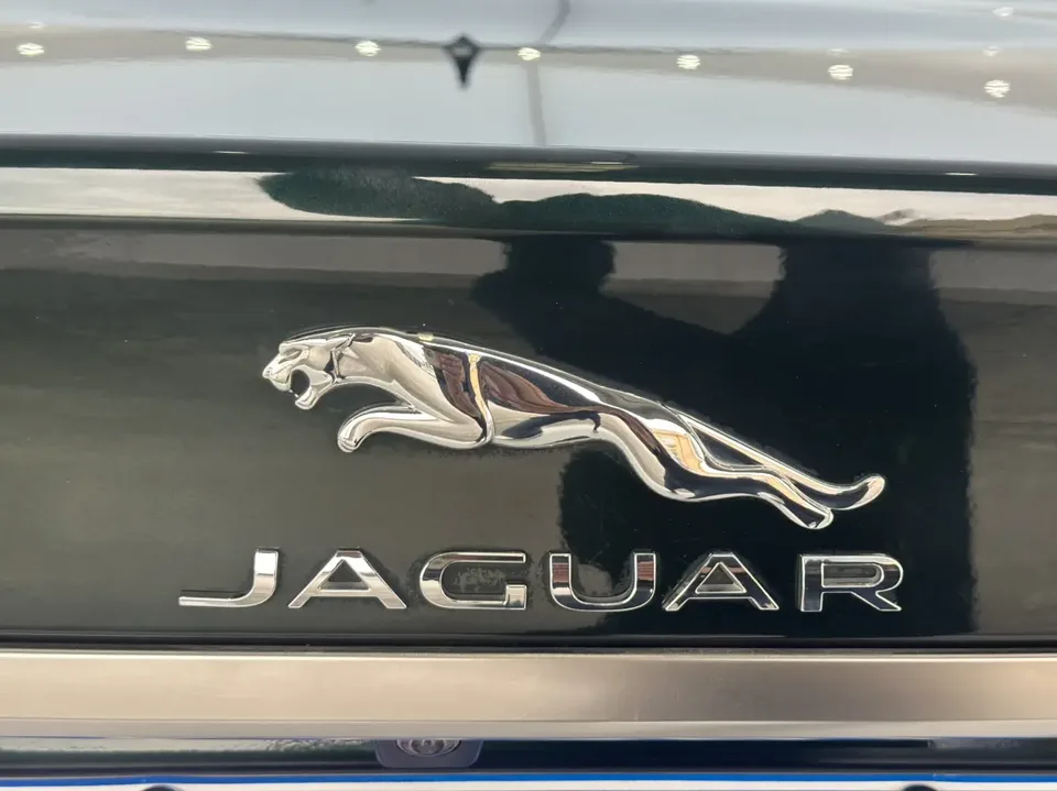 Jaguar XFL Jaguar XFL 2019 XFL 2.0T 200PS 2WD Elite Edition 2022 — миниатюра 3