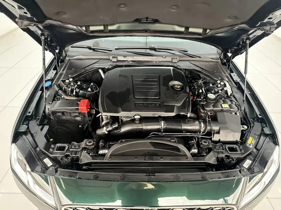 Jaguar XFL Jaguar XFL 2019 XFL 2.0T 200PS 2WD Elite Edition 2022 — миниатюра 5