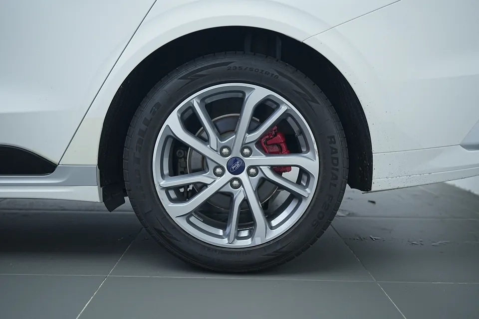 Ford Mondeo 2024