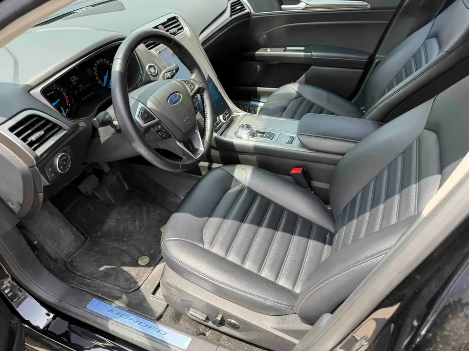 Ford Mondeo Mondeo EcoBoost 180 Fashion Edition 2022 — миниатюра 5
