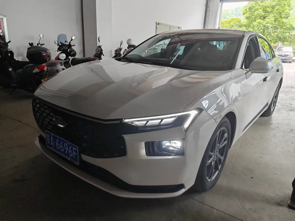 Ford Mondeo 2025