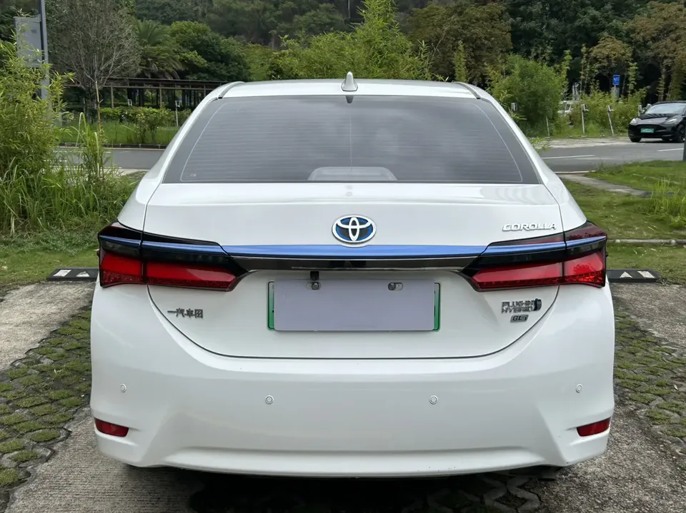 Toyota Corolla Dual Engine E+ Corolla Dual Engine E+ 2020 1.8L Comfort Edition 2022 — thumbnail 2