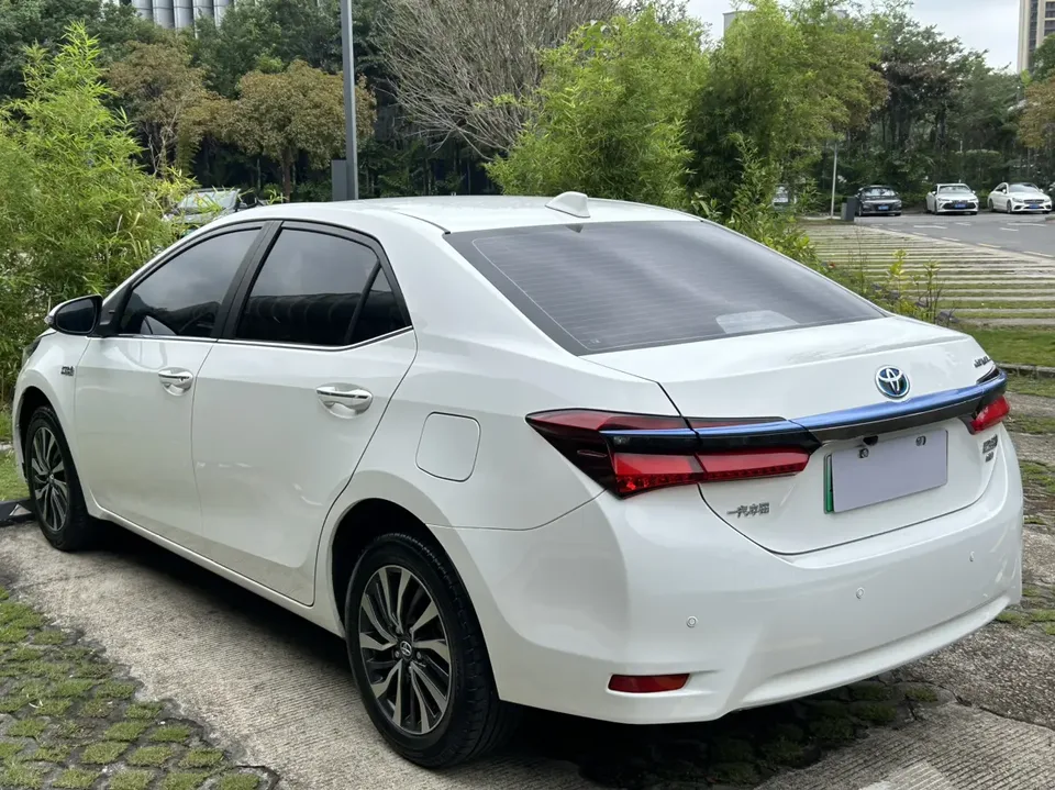 Toyota Corolla Dual Engine E+ Corolla Dual Engine E+ 2020 1.8L Comfort Edition 2022 — thumbnail 4