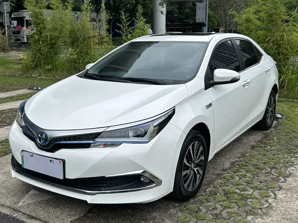 Toyota Corolla Dual Engine E+ 2022