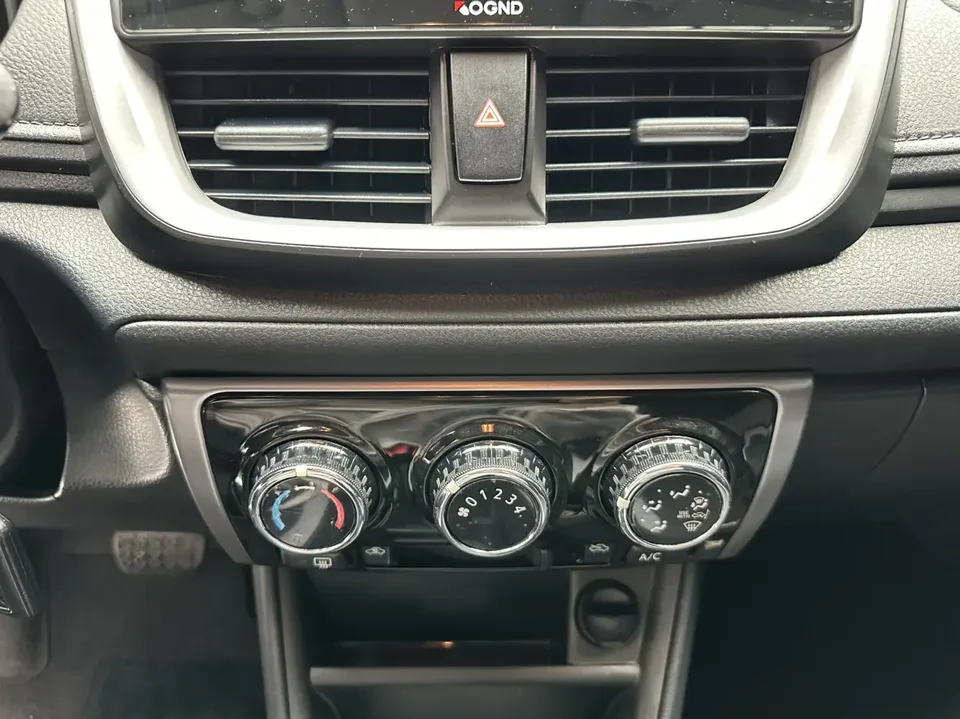 Toyota Yaris L YARiS L Zhixuan 2022 Zhixuan X 1.5L CVT leading PLUS version 2023 — миниатюра 5