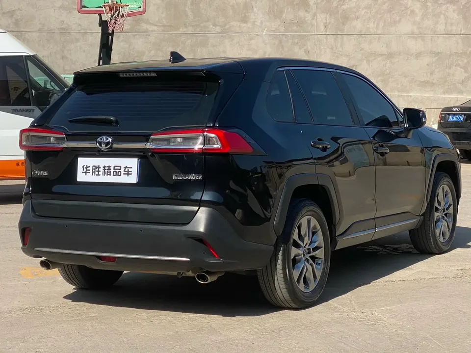 Toyota Willanda 2.0L two-wheel drive luxury PLUS version 2023 — миниатюра 4
