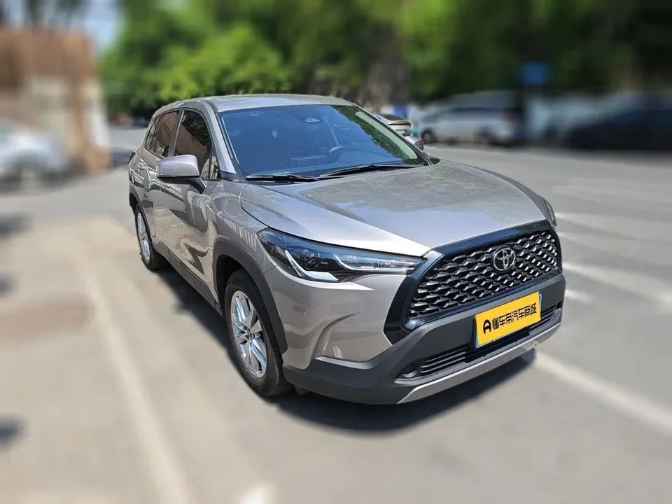 Toyota CorollaCross 2.0L CVT Pioneer Edition 2025 — миниатюра 3