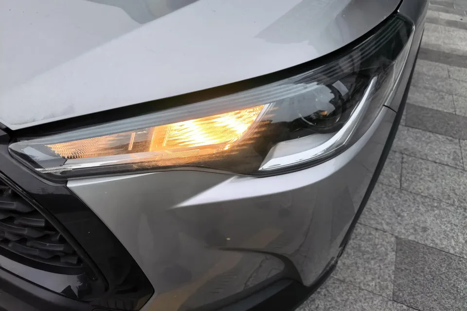 Toyota CorollaCross 2.0L Intelligent Electric Hybrid Dual Engine Pioneer Edition 2024 — миниатюра 2