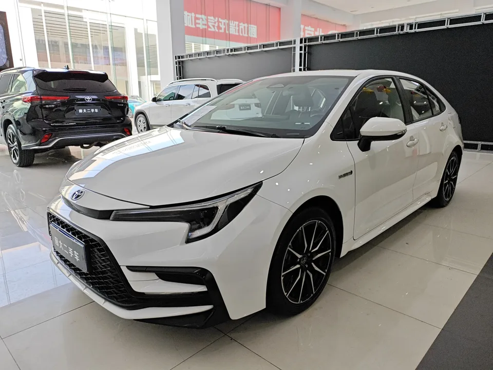 Toyota Levin Levin Hybrid 1.8L Sports Edition 2023 — фото 1, купить с доставкой в Москву