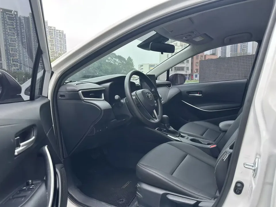 Toyota Corolla Intelligent Electric Hybrid Dual Engine 1.8L E-CVT Pioneer Edition 2024 — миниатюра 4