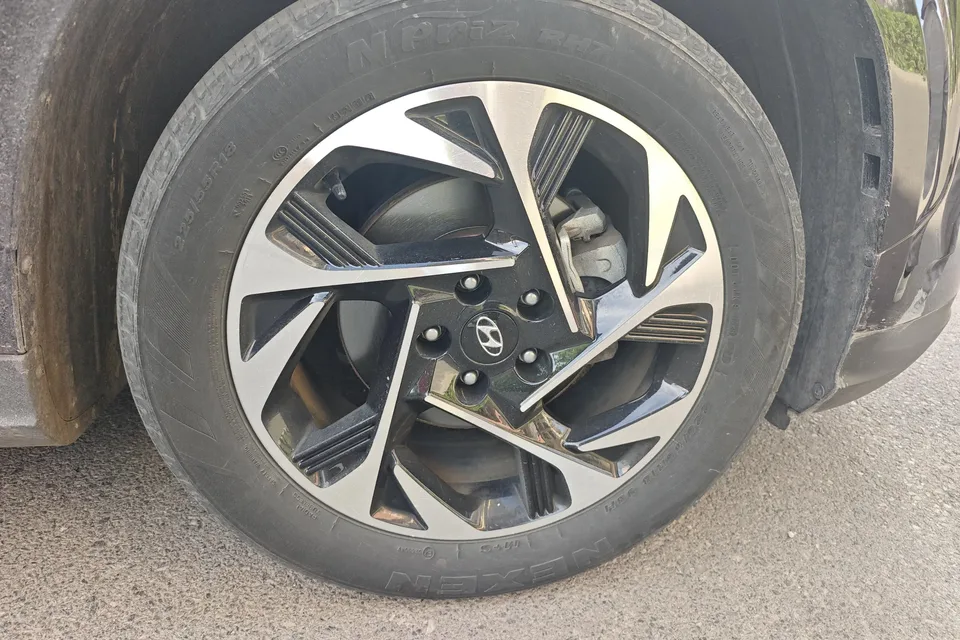 Hyundai Kustu 270TGDi Premium Edition LUX 2022 — миниатюра 3