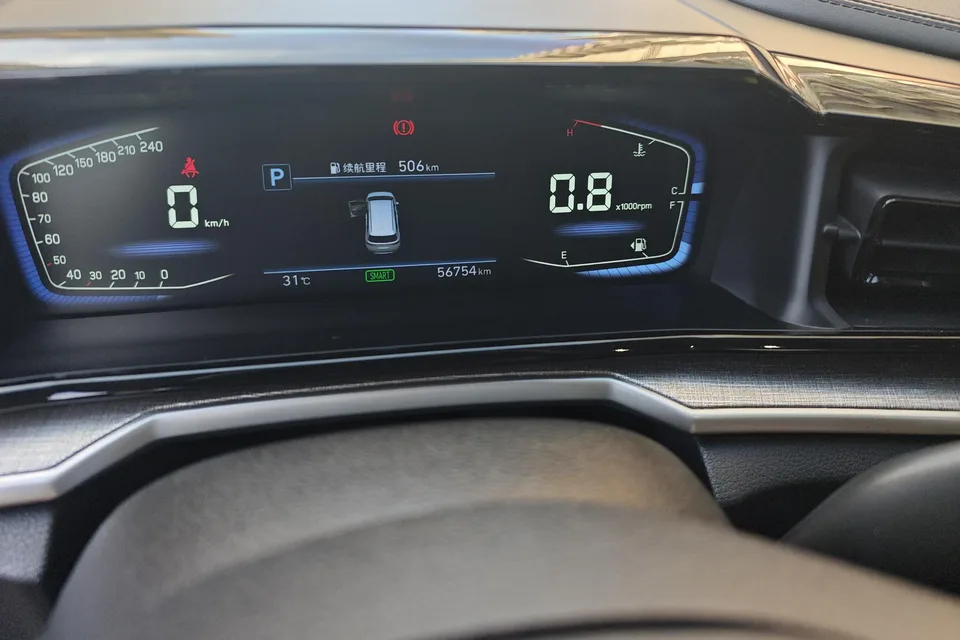 Hyundai Kustu 270TGDi Premium Edition LUX 2022 — миниатюра 4