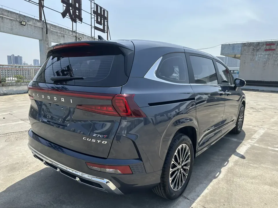 Hyundai Kustu 270TGDi LUX Premium Edition 2025 — миниатюра 2