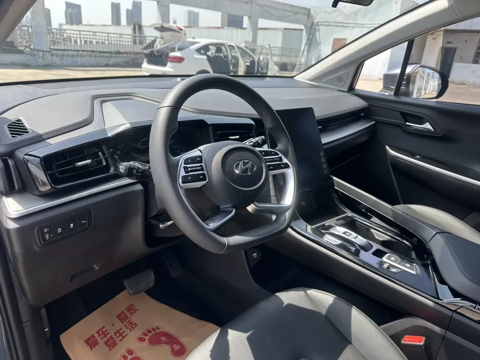 Hyundai Kustu 270TGDi LUX Premium Edition 2025 — миниатюра 3