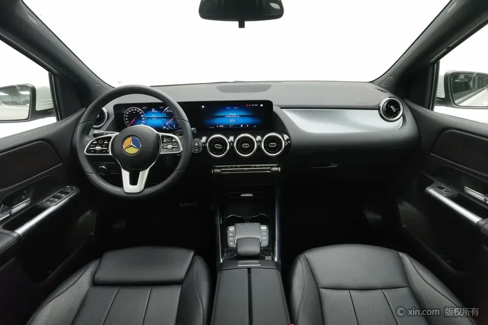 Mercedes-Benz Mercedes Benz B Class facelift B 200 fashionable model 2022 — миниатюра 2