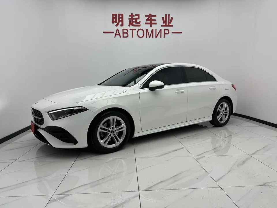 Mercedes-Benz Mercedes Benz A Class 2024