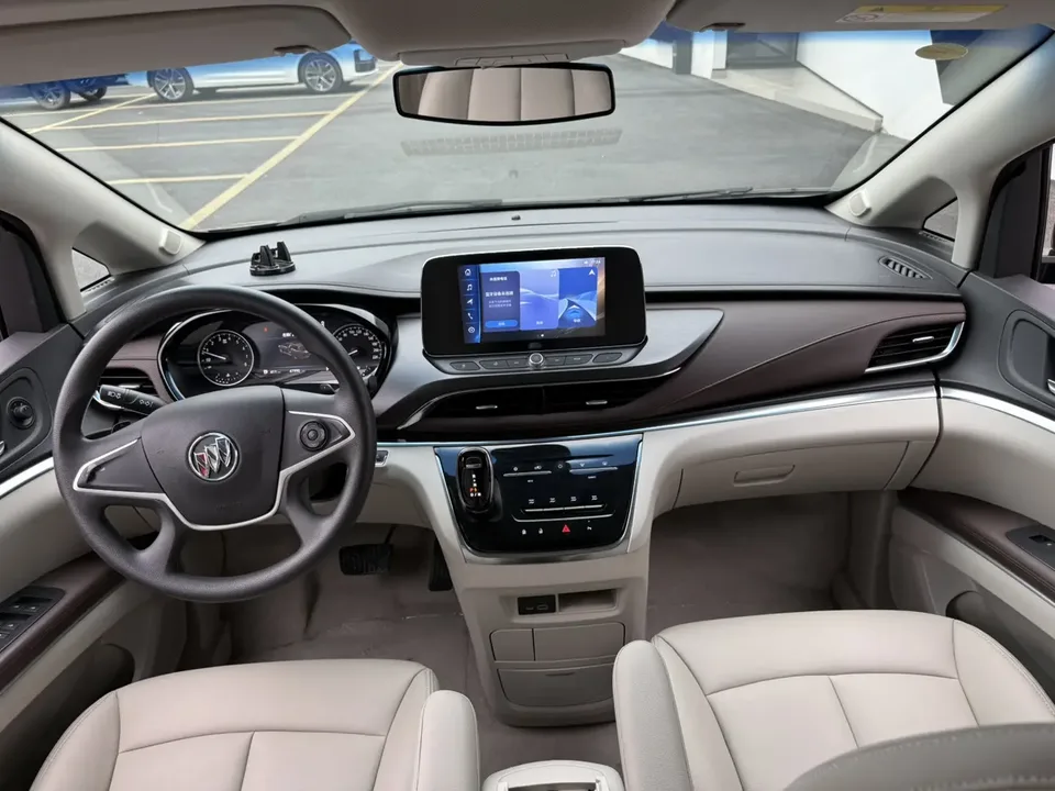 Buick GL8 Buick GL8 2023 Land Business Class 2.0T Comfort Edition 2023 — миниатюра 5