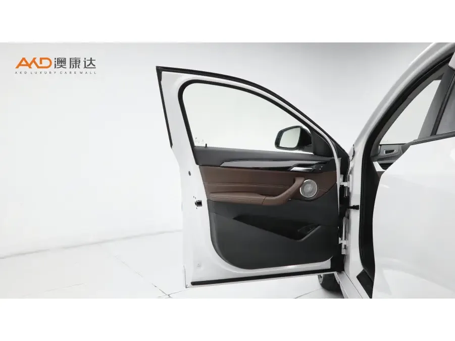BMW X2 sDrive25i M Sport Package 2022 — миниатюра 5
