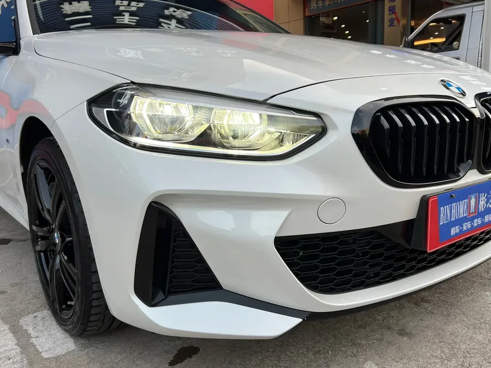 BMW 1 Series BMW 1 Series 2023 125i M Sport Night Edition 2023 — миниатюра 5