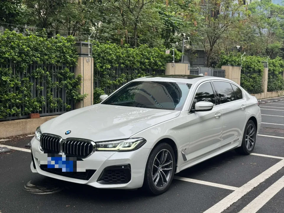 BMW 5 Series 2022