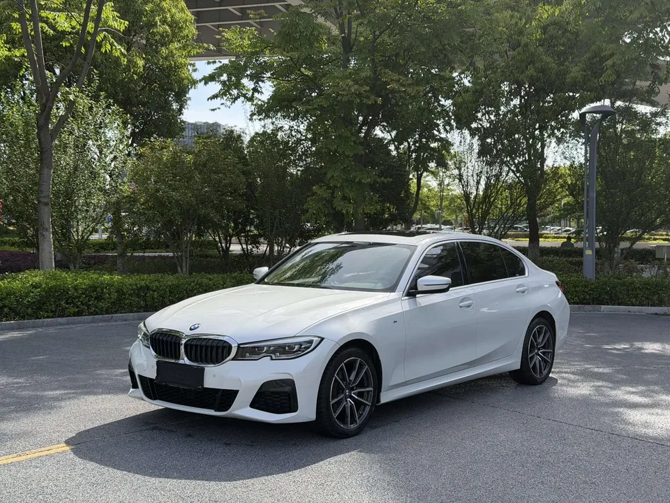 BMW 3 Series 2022