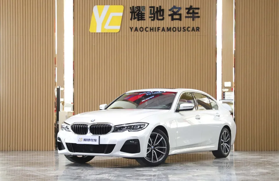 BMW 3 Series 2022