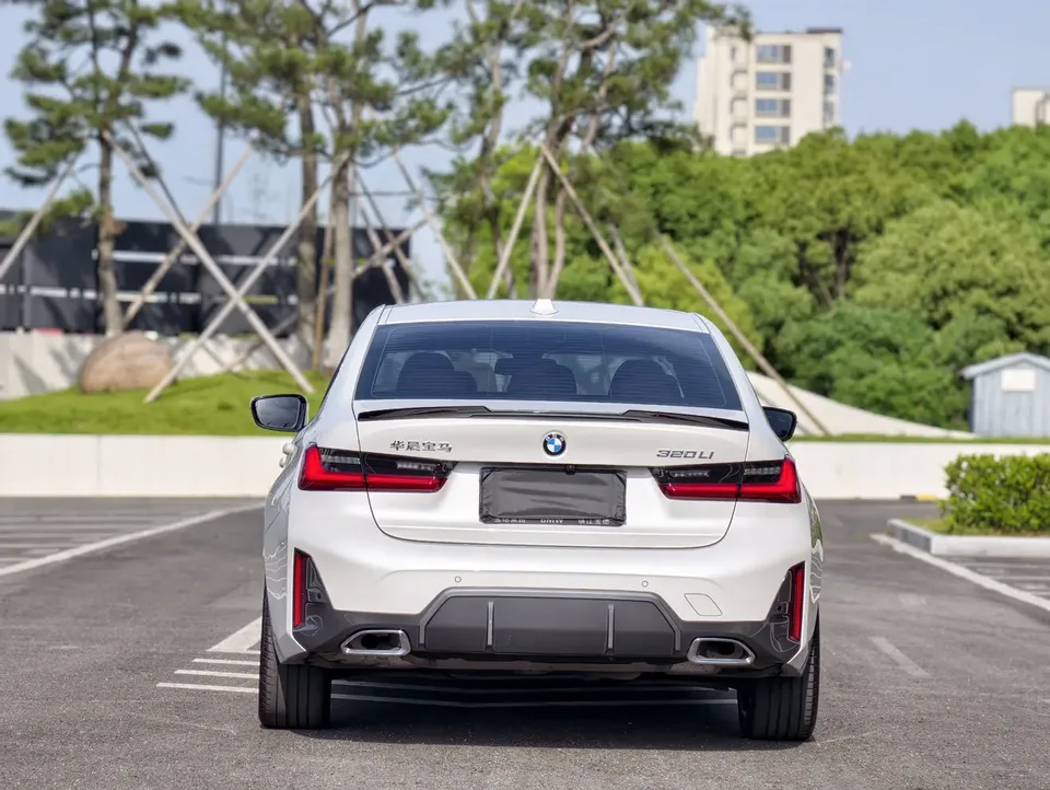 BMW 3 Series BMW 3 Series 2023 320Li M Sport Package 2024 — миниатюра 2