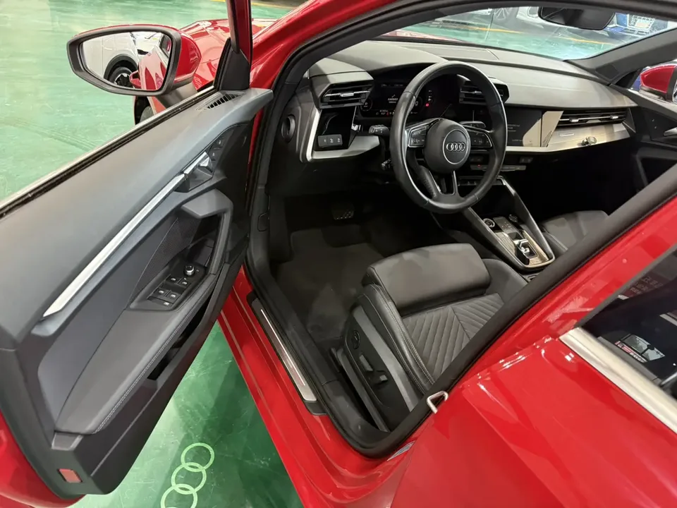 Audi A3 A3L Limousine 35 TFSI Fashionable and Elegant 2022 — миниатюра 4