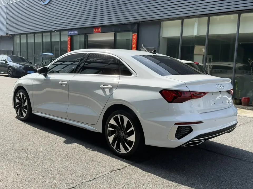 Audi A3 Audi A3 2023 A3L Limousine 35 TFSI facelift: stylish and sporty 2023 — thumbnail 4