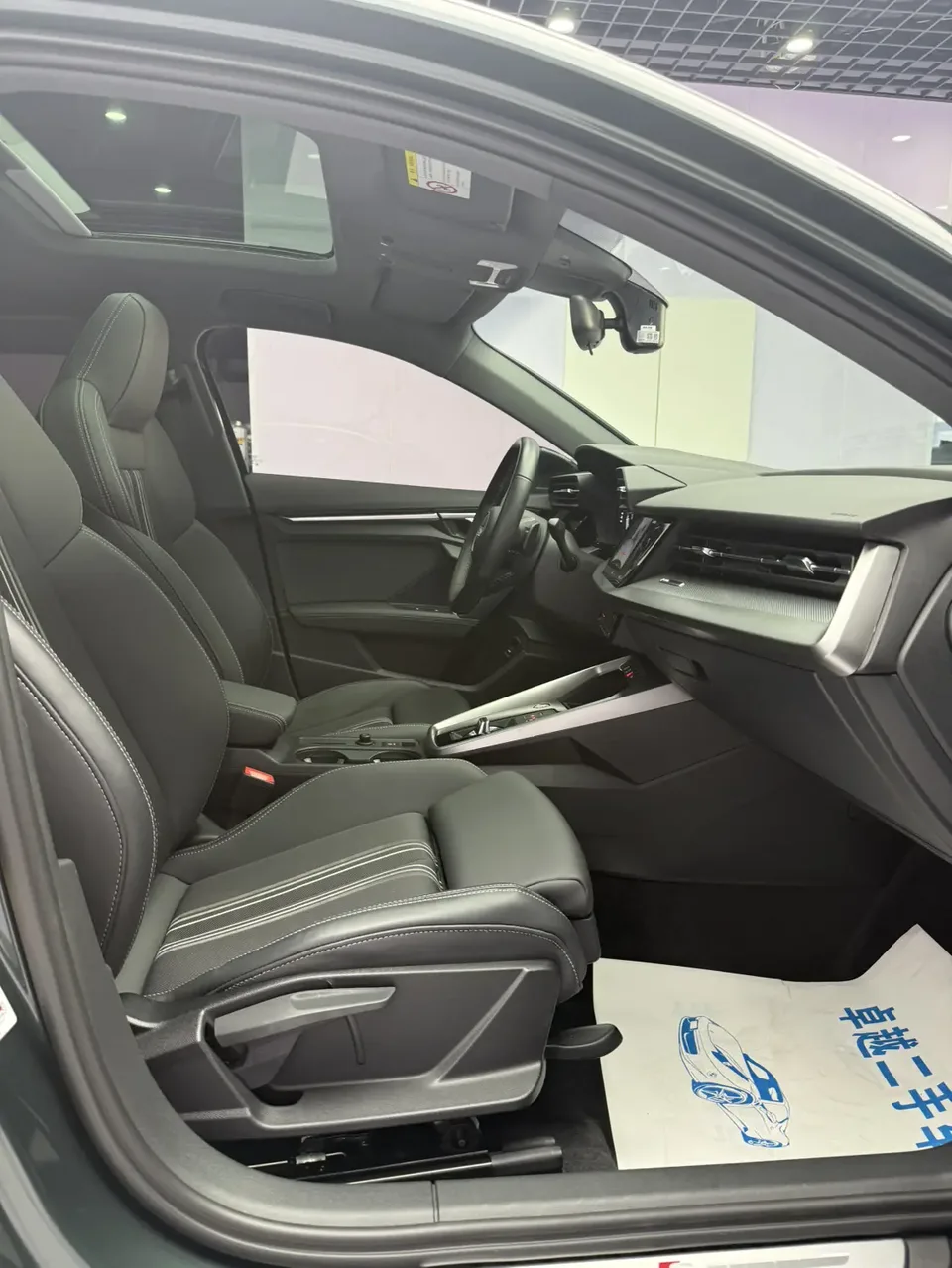 Audi A3 A3 2023 facelift A3L Limousine 35 TFSI luxury sports model 2023 — thumbnail 5