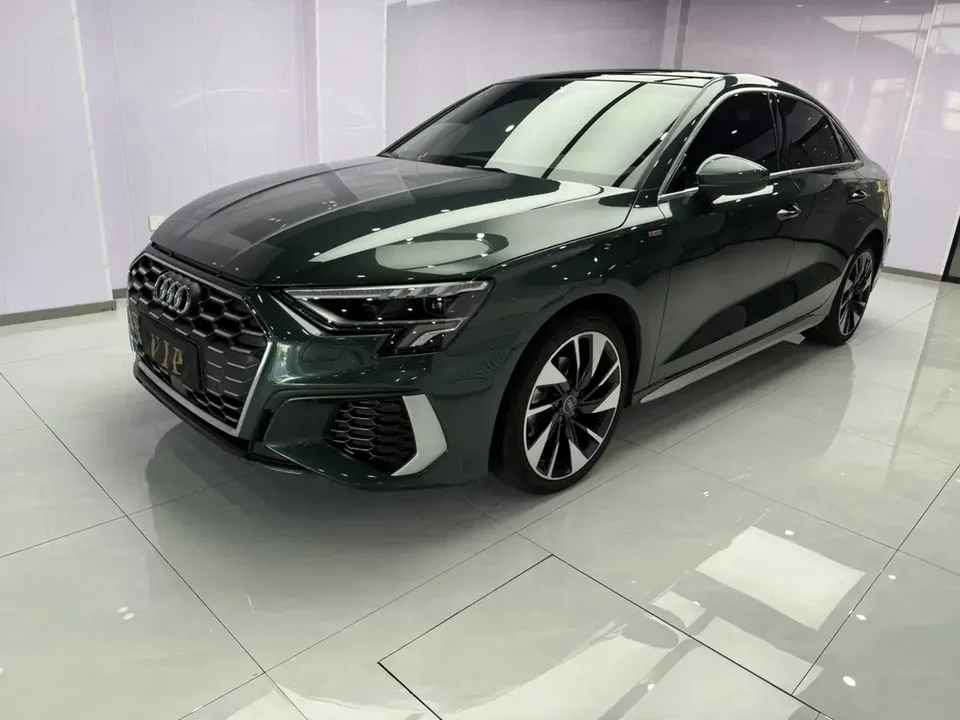 Audi A3 A3 2023 facelift A3L Limousine 35 TFSI luxury sports model 2023 — photo 1, buy with delivery to Moscow