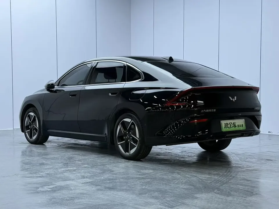 Wuling Starlight EV 610km Smart Flagship 2025 — миниатюра 4
