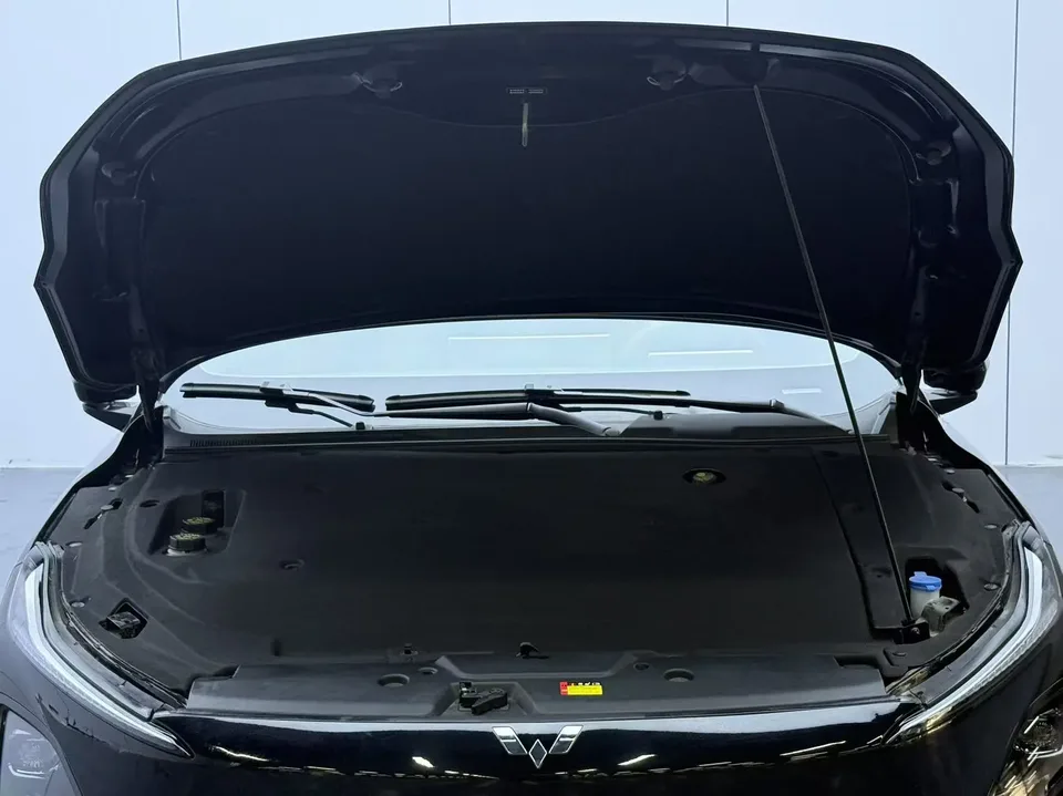 Wuling Starlight EV 610km Smart Flagship 2025 — миниатюра 5