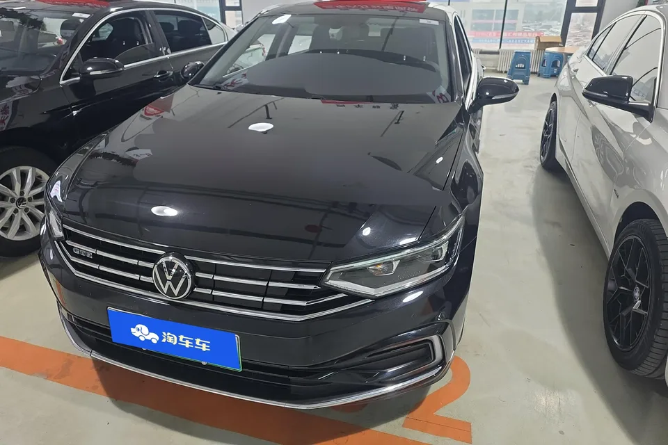 Volkswagen Magotan PHEV 2022