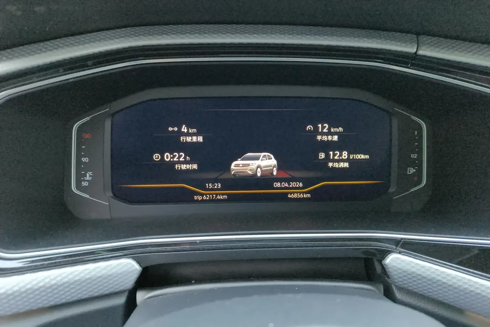 Volkswagen Explore the shadows 1.5L automatic 30th anniversary commemorative edition 2022 — миниатюра 3