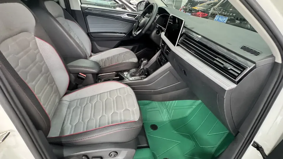 Volkswagen TiguanX Tiguan X 2022 330TSI respected flagship version 2022 — миниатюра 4