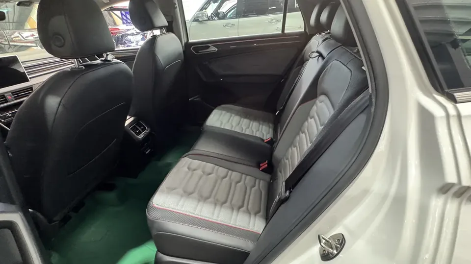 Volkswagen TiguanX Tiguan X 2022 330TSI respected flagship version 2022 — миниатюра 5
