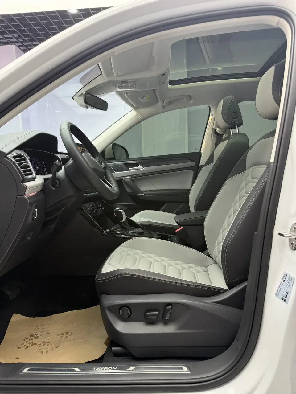 Volkswagen Tayron Tanyue 2023 280TSI 2WD Luxury Plus Advanced Edition 2022 — миниатюра 5