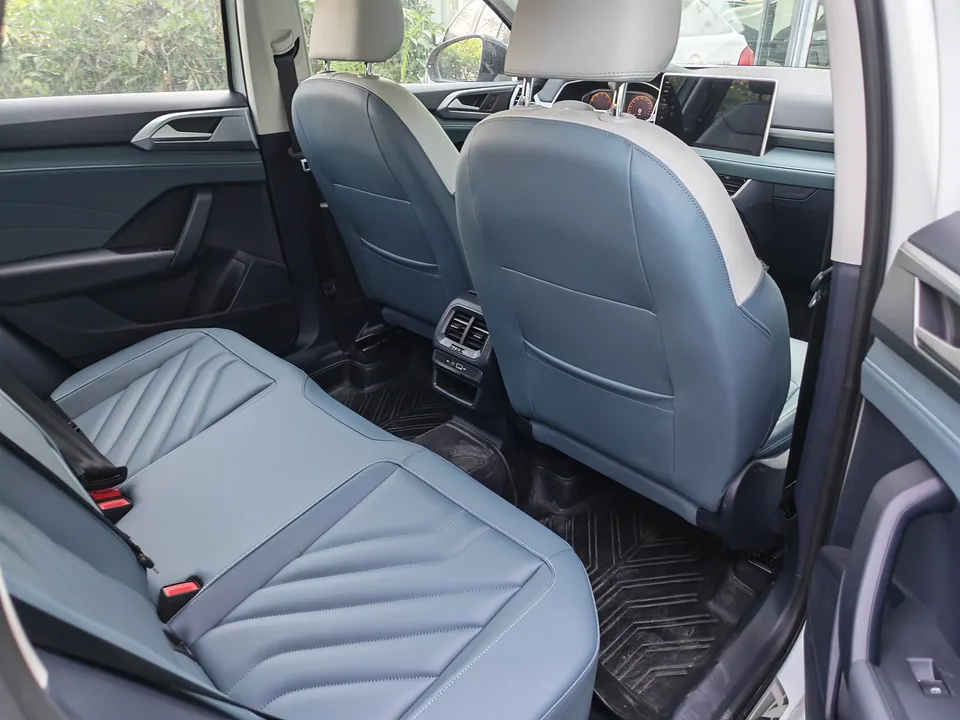 Volkswagen Tharu 300TSI 2WD Moon Edition 2024 — миниатюра 2