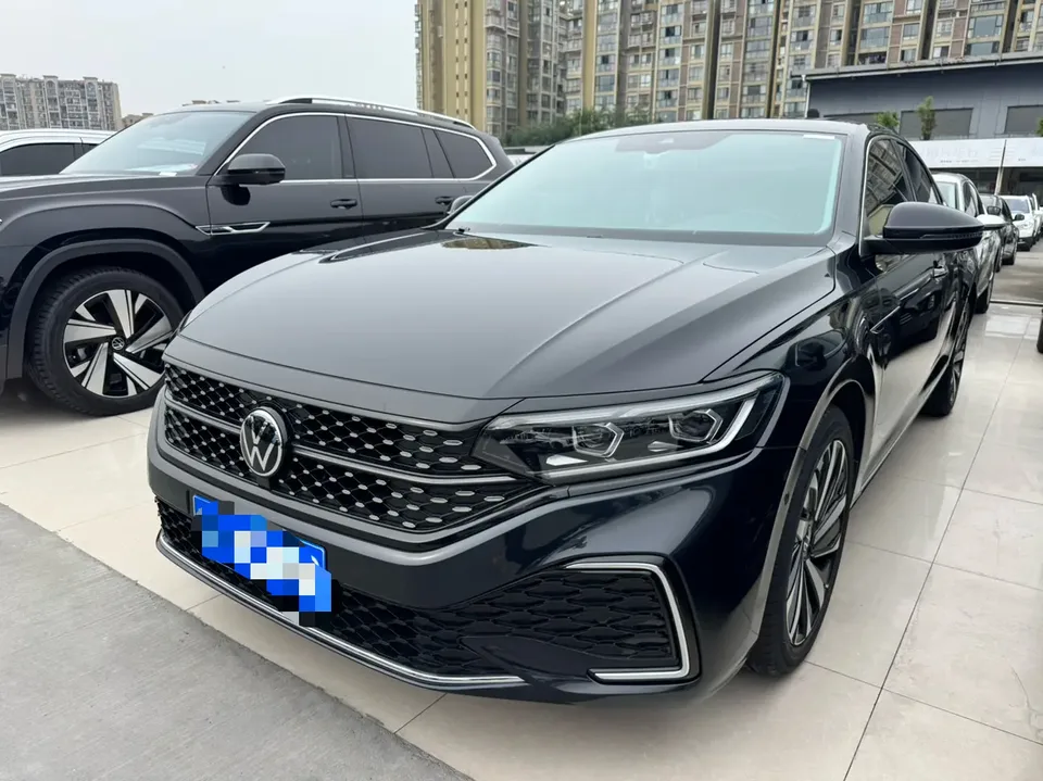 Volkswagen Passat 2022