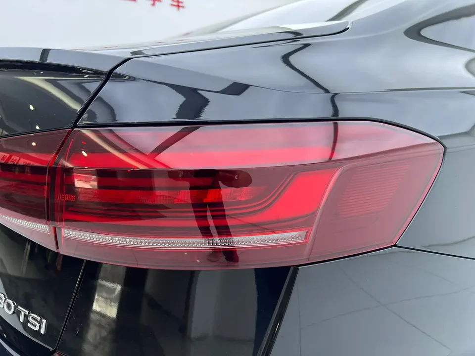 Volkswagen Passat Passat 2022 330TSI Star Elite Edition 2023 — миниатюра 3