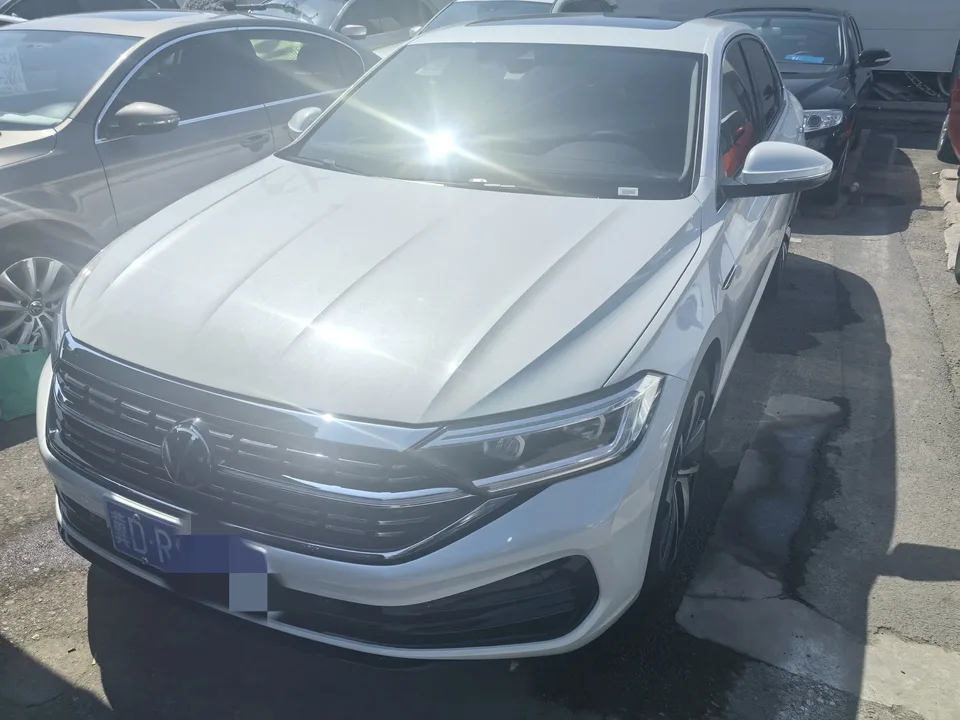 Volkswagen Sagitar 2025