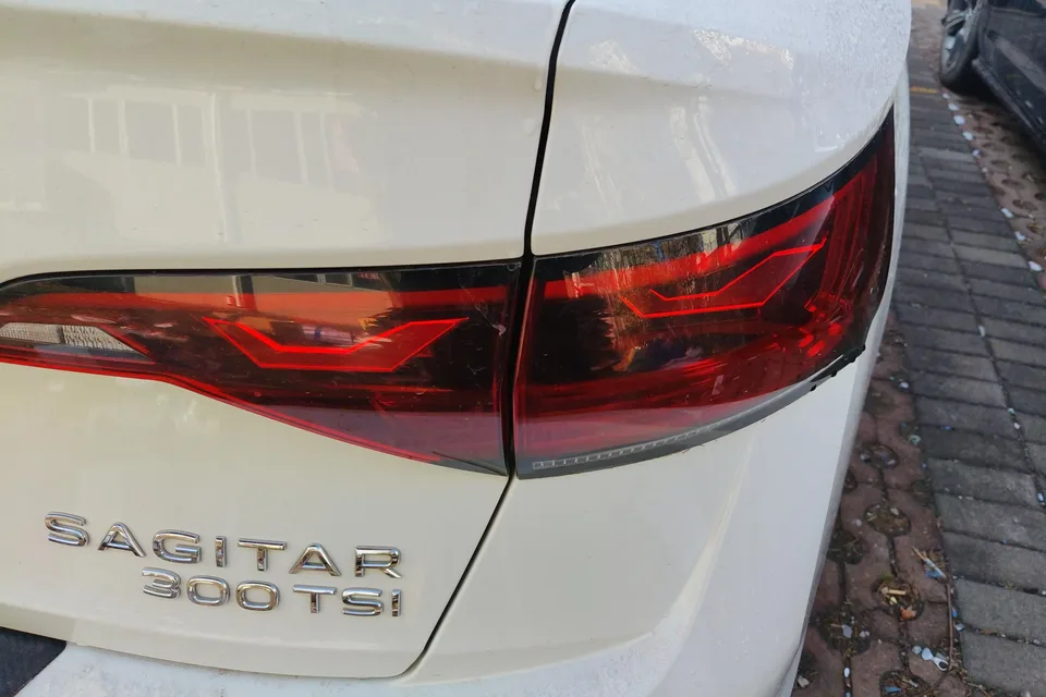 Volkswagen Sagitar 2023 Sagitar 280TSI DSG Beyond Edition Plus 2022 — миниатюра 2