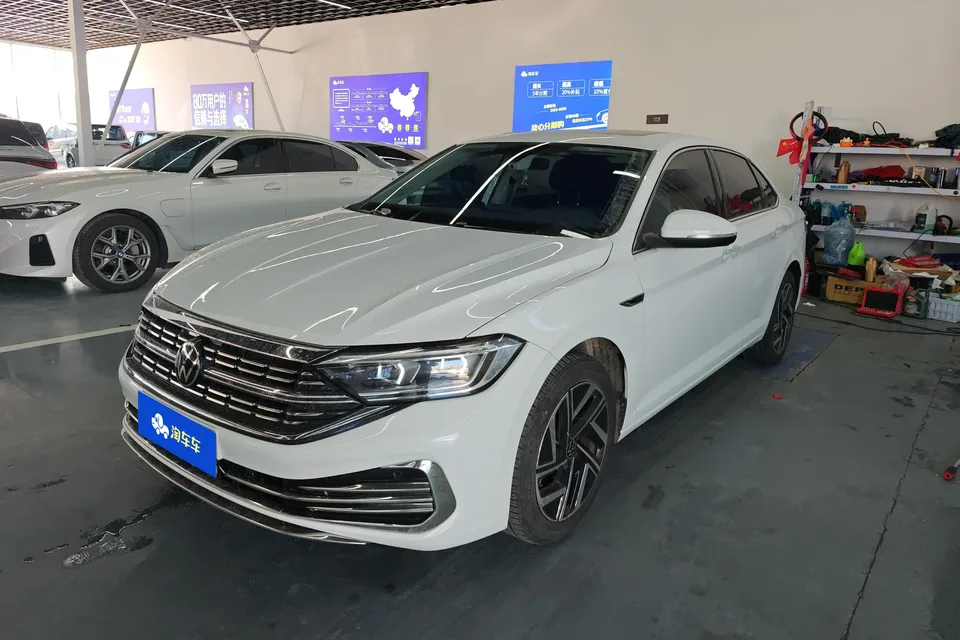Volkswagen Sagitar 2023 Sagitar 280TSI DSG Beyond Edition Plus 2022 — фото 1, купить с доставкой в Москву