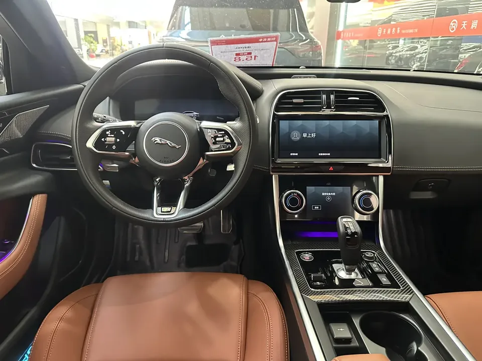 Jaguar XEL XEL 2024 Jaguar XEL 2024 2.0T 250PS R-DYNAMIC S aggressive sports version 2024 — thumbnail 5