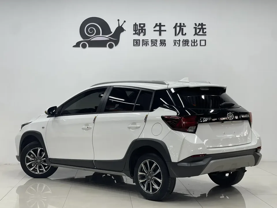 Toyota Yaris L YARiS L Zhixuan 2022 Zhixuan X 1.5L CVT luxury PLUS version 2022 — миниатюра 4